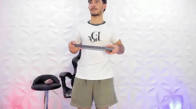 XXX chat uživo modela caius_bigcock1