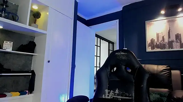 Czat XXX na żywo – MrFrank_tattoo