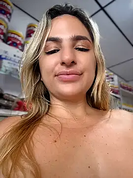 Онлайн чат XXX sammyqueenx21