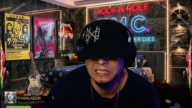chino_roz's Webcam Show