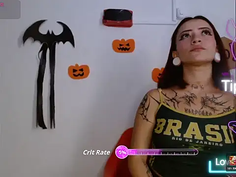 Victoria-Moon Chat XXX live