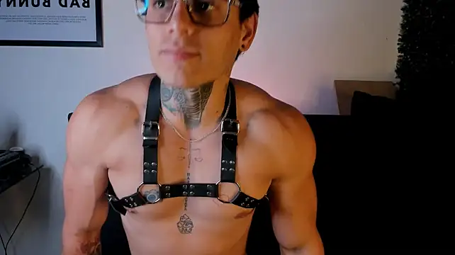 Онлайн чат XXX Simon_cortes