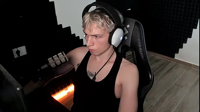 More_than_friend Webcam show