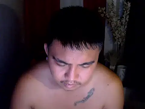 David_hot_dad Show in webcam