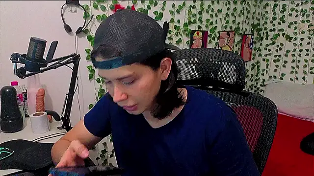 Andy_gray's Live XXX Chat