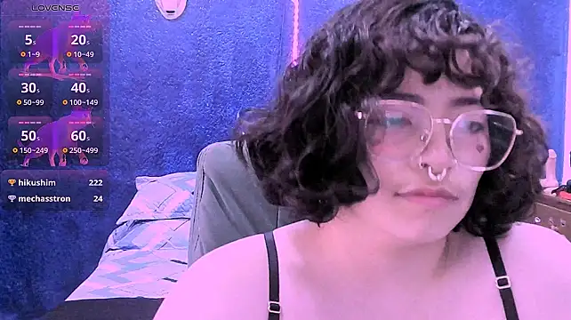 NinaYellow Chat XXX in diretta