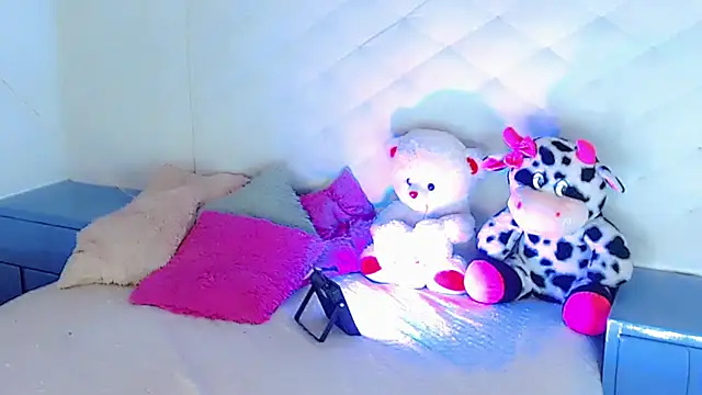 sheylarjenner_23 Chat XXX live