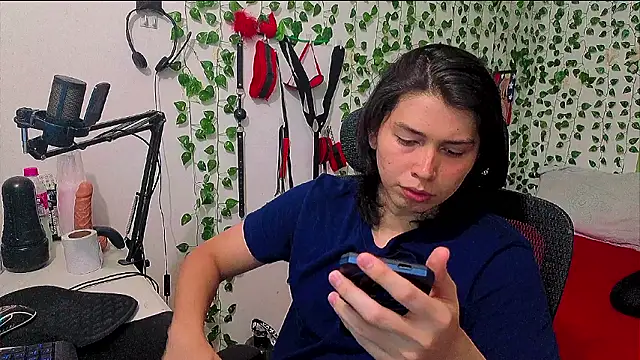 Andy_grayn Live XXX chat