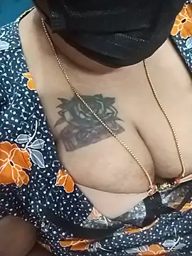 deepika-mallus Chat XXX live