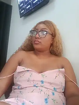 ZuryRochet Chat XXX live