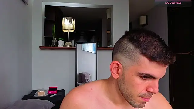 Živý XXX chat Matiashorney