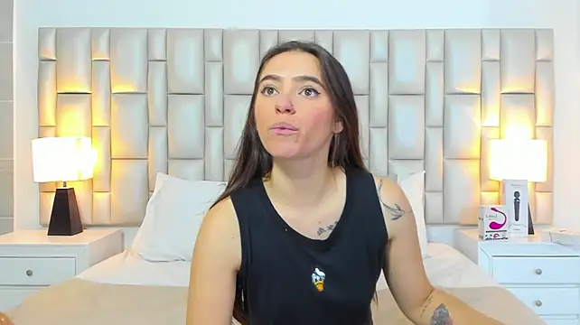 paola_katy_dicks Chat XXX live
