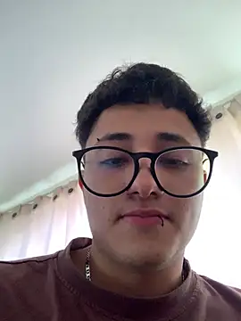 Adonibaskerville4 Chat XXX in diretta