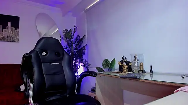Meghan320 – Live XXX-chat