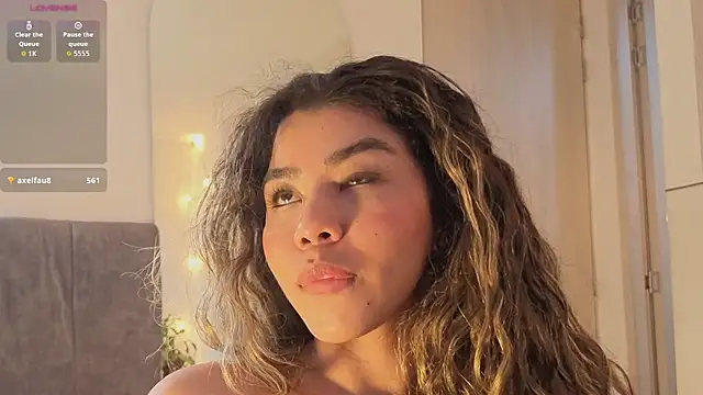 Melina_Ferrer1 élő XXX-chatje