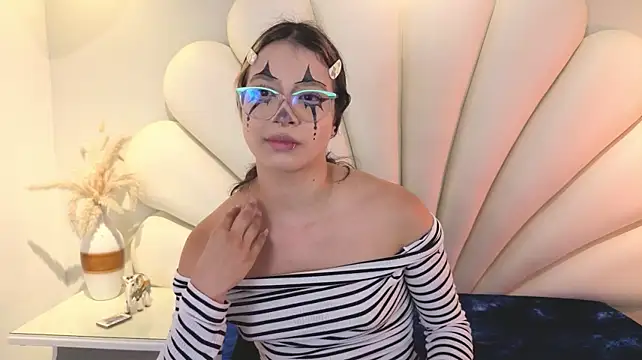 แชท XXX สดของ Vyolet_Fire