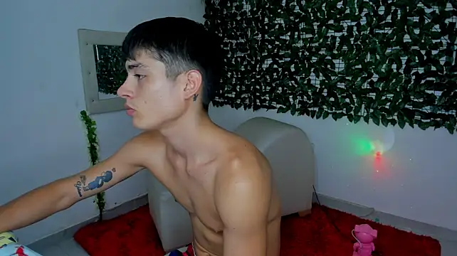 The_beby_guy's Live XXX Chat