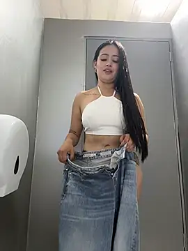 แชท XXX สดของ Sara_fun