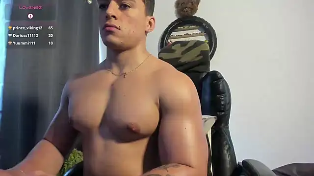 Enzo_Vega Chat XXX live