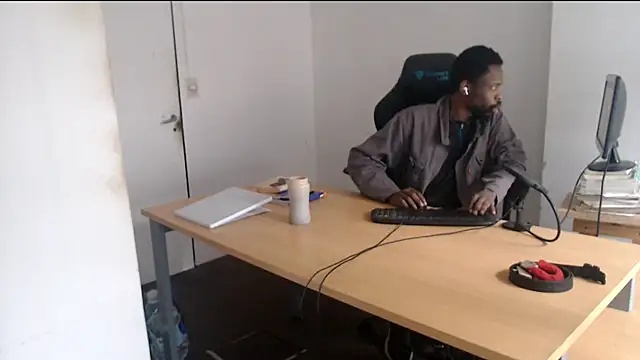 Mastertopdome élő XXX-chatje