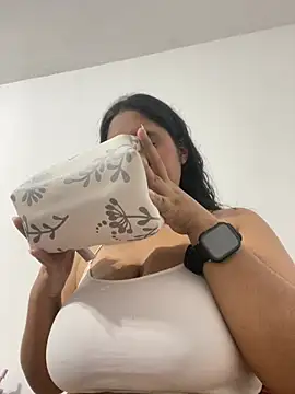 AnthoKhalifa 라이브 XXX 채팅