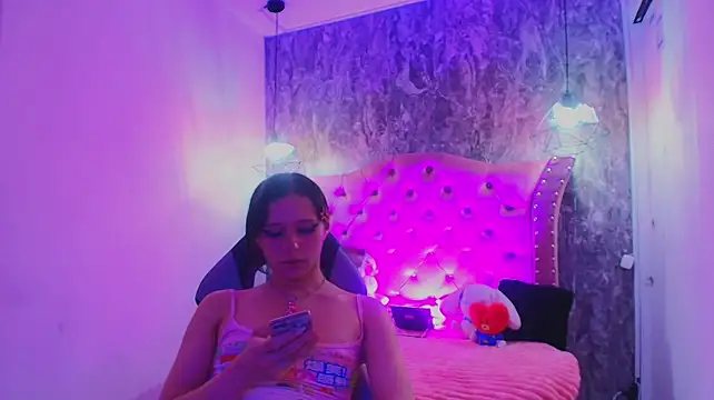 Živý XXX chat la_bommbastic