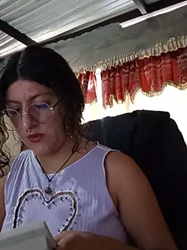 دردشة LoveElectra الجنسية المباشرة