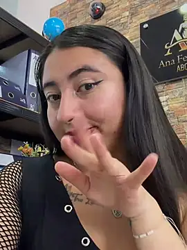 Chat XXX ao vivo de _Sarah-Office1
