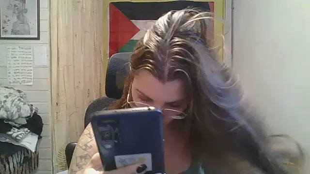 SweetyBabyDemon Chat XXX live