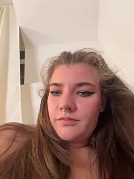 Holy_Tereza élő XXX-chatje