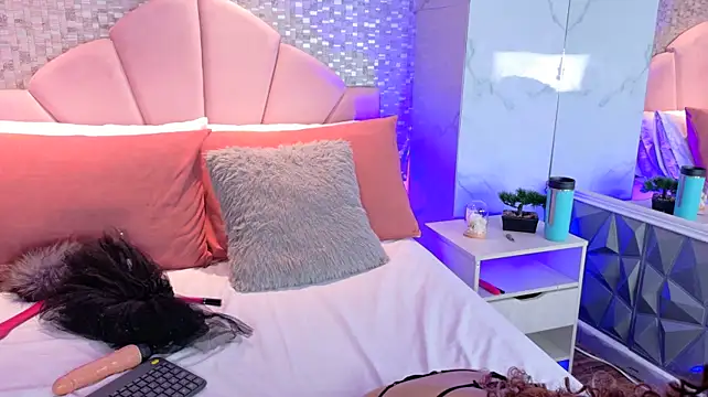 LolaaWilld Chat XXX in diretta