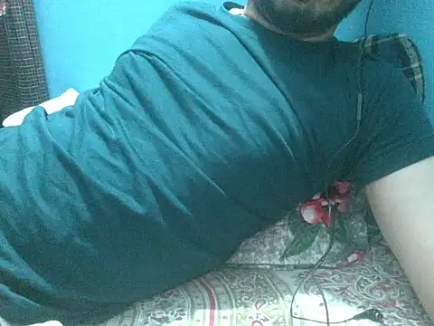 Precumboner's Live XXX Chat