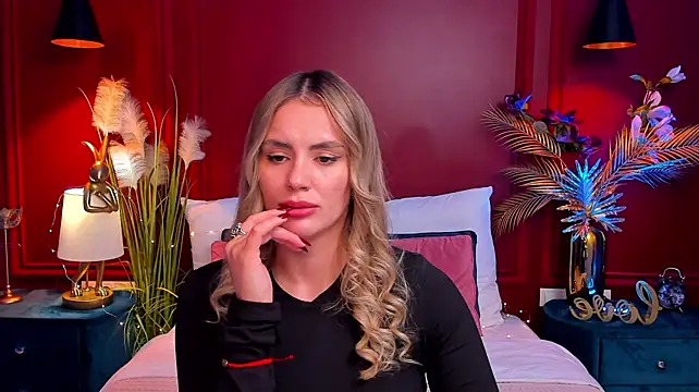 Chat +18 de LunaKale ao vivo