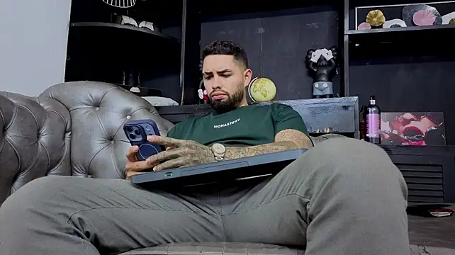 matteosantos Live XXX-Chat