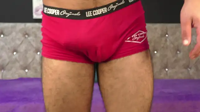 EnzoKnox Live XXX Chat