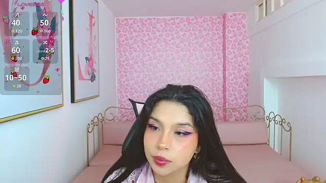 Small_naugthy_ Adlı Modelin Canlı XXX Sohbeti
