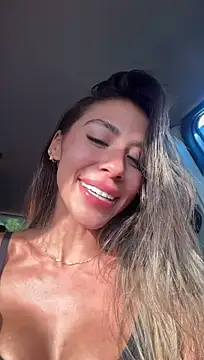 Palmer__ Adlı Modelin Canlı XXX Sohbeti