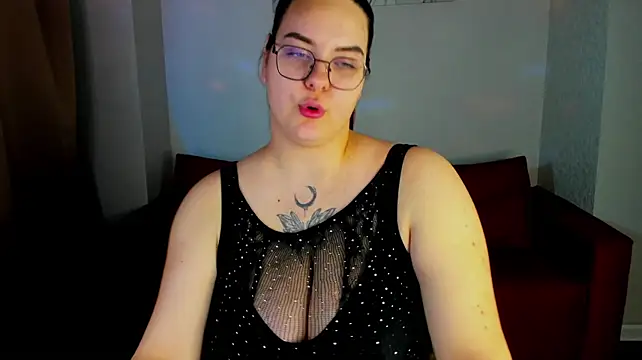 צ'אט XXX בשידור חי של Kity_Mooree