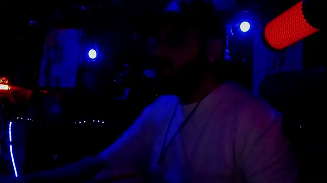 LexHardyのライブXXXチャット