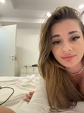 IsabellaEtthan Chat XXX in diretta