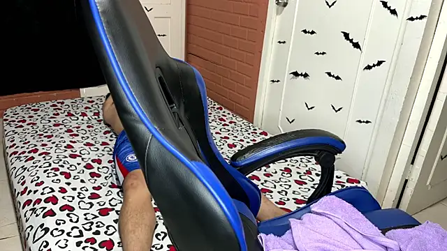 nicockzilla: απευθείας συνομιλία ΧΧΧ