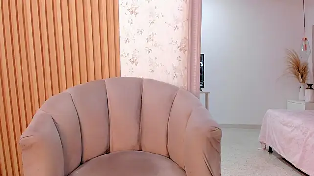 Chat XXX ao vivo de CherryBlushh_