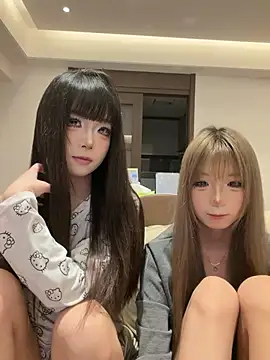 yyydgdaのライブXXXチャット
