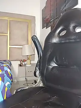 _Shirley_ Chat XXX in diretta