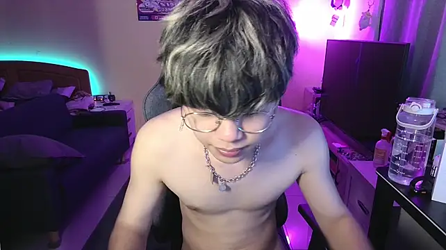 Hitoshi1210 Pertunjukan Webcam