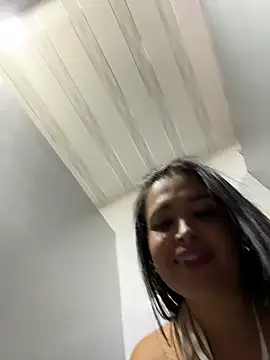 Chat +18 de Sara_fun ao vivo