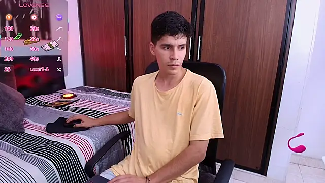 Chatroom XXX en direct de Jacob5_