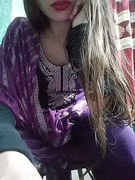 Noor_Darliing Adlı Modelin Canlı XXX Sohbeti