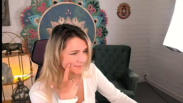 NicoleHitman Chat XXX live