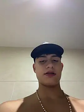 Lander_Cruz Live XXX-Chat